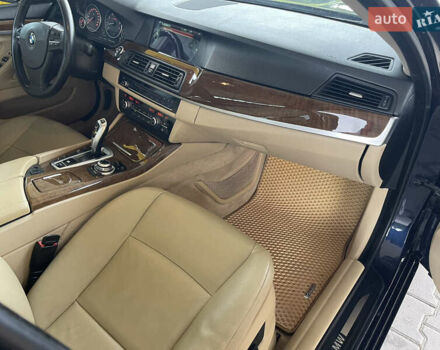 Синий БМВ 5 Серия, объемом двигателя 2.98 л и пробегом 200 тыс. км за 13000 $, фото 23 на Automoto.ua