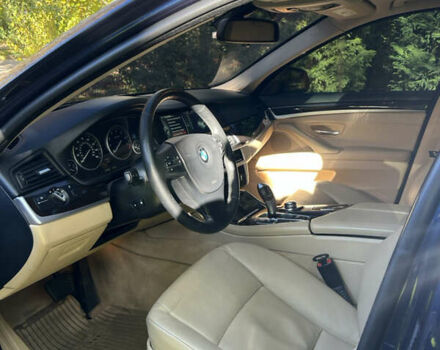 Синій БМВ 5 Серія, об'ємом двигуна 2.98 л та пробігом 195 тис. км за 15500 $, фото 4 на Automoto.ua