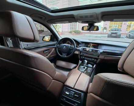 Синій БМВ 5 Серія, об'ємом двигуна 2.98 л та пробігом 202 тис. км за 19500 $, фото 16 на Automoto.ua