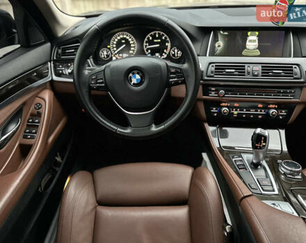 Синій БМВ 5 Серія, об'ємом двигуна 2.99 л та пробігом 275 тис. км за 19300 $, фото 9 на Automoto.ua