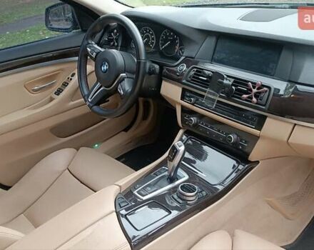 Синій БМВ 5 Серія, об'ємом двигуна 2 л та пробігом 240 тис. км за 12500 $, фото 21 на Automoto.ua