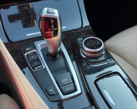 Синій БМВ 5 Серія, об'ємом двигуна 2 л та пробігом 227 тис. км за 12500 $, фото 13 на Automoto.ua