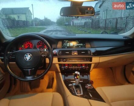 Синій БМВ 5 Серія, об'ємом двигуна 2.99 л та пробігом 194 тис. км за 12900 $, фото 4 на Automoto.ua
