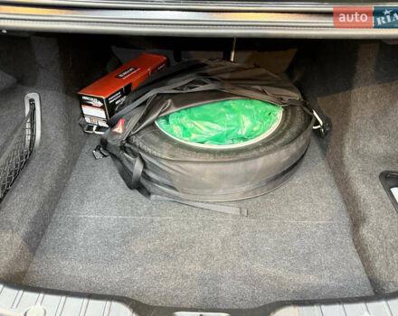 Синій БМВ 5 Серія, об'ємом двигуна 2 л та пробігом 135 тис. км за 16000 $, фото 45 на Automoto.ua