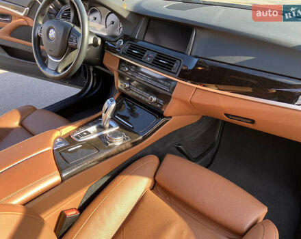 БМВ 5 Серія 2014 у Чернігові на Automoto.ua Синій БМВ 5 Серія, об'ємом двигуна 3 л та пробігом 90 тис. км за 28900 $, фото 20 на Automoto.ua