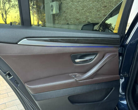 Синій БМВ 5 Серія, об'ємом двигуна 2 л та пробігом 115 тис. км за 18000 $, фото 31 на Automoto.ua