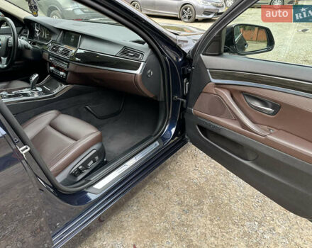 Синий БМВ 5 Серия, объемом двигателя 3 л и пробегом 297 тыс. км за 20000 $, фото 16 на Automoto.ua