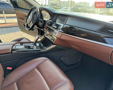 Синій БМВ 5 Серія, об'ємом двигуна 2.98 л та пробігом 150 тис. км за 18500 $, фото 15 на Automoto.ua