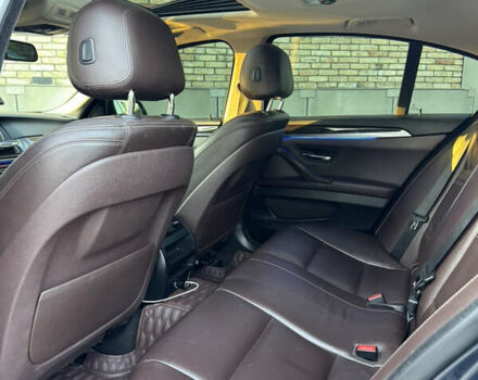 Синій БМВ 5 Серія, об'ємом двигуна 2 л та пробігом 115 тис. км за 18000 $, фото 30 на Automoto.ua