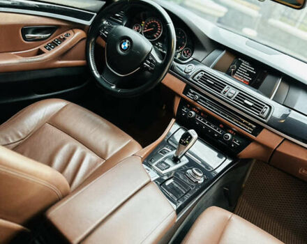 Синий БМВ 5 Серия, объемом двигателя 2 л и пробегом 253 тыс. км за 15700 $, фото 24 на Automoto.ua