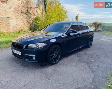 Синій БМВ 5 Серія, об'ємом двигуна 3 л та пробігом 206 тис. км за 14500 $, фото 7 на Automoto.ua
