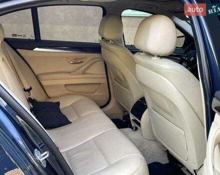 Синій БМВ 5 Серія, об'ємом двигуна 3 л та пробігом 206 тис. км за 14500 $, фото 20 на Automoto.ua
