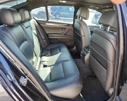 Синий БМВ 5 Серия, объемом двигателя 3 л и пробегом 140 тыс. км за 2500 $, фото 9 на Automoto.ua