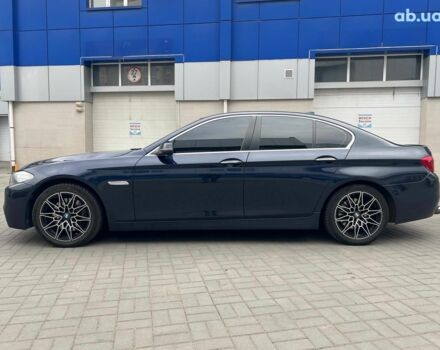 Синий БМВ 5 Серия, объемом двигателя 3 л и пробегом 201 тыс. км за 17990 $, фото 12 на Automoto.ua