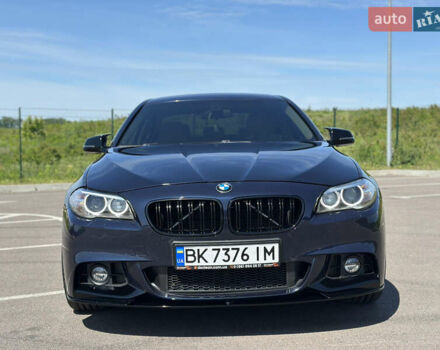 Синий БМВ 5 Серия, объемом двигателя 3 л и пробегом 100 тыс. км за 19850 $, фото 1 на Automoto.ua