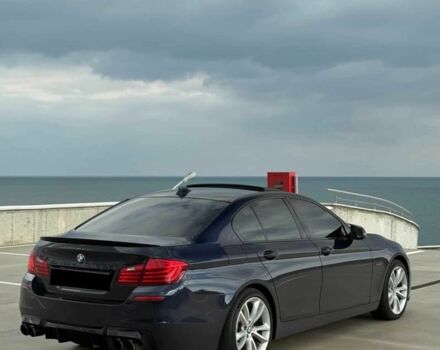 Синий БМВ 5 Серия, объемом двигателя 3 л и пробегом 155 тыс. км за 14000 $, фото 5 на Automoto.ua
