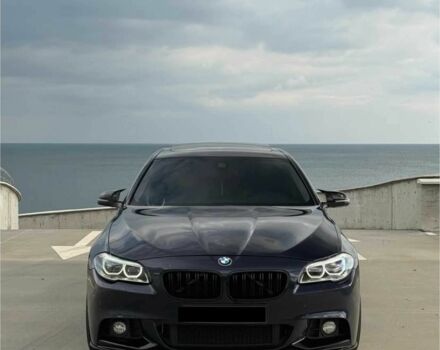 Синий БМВ 5 Серия, объемом двигателя 3 л и пробегом 155 тыс. км за 14000 $, фото 3 на Automoto.ua