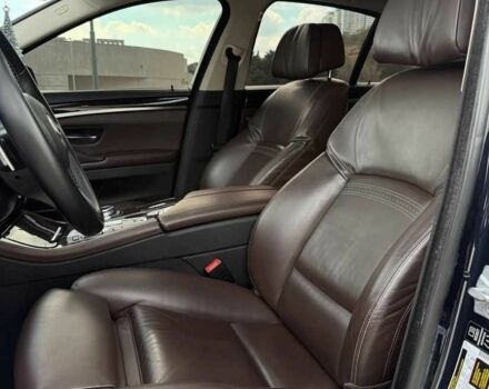 Синий БМВ 5 Серия, объемом двигателя 3 л и пробегом 155 тыс. км за 14000 $, фото 17 на Automoto.ua