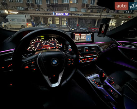 Синій БМВ 5 Серія, об'ємом двигуна 2 л та пробігом 205 тис. км за 22500 $, фото 13 на Automoto.ua