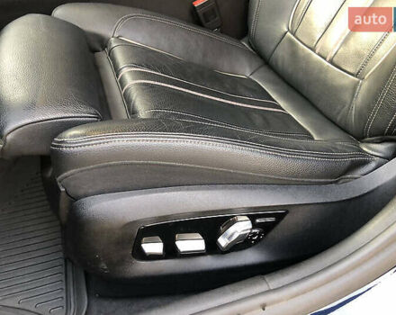 БМВ 5 Серия 2017 в Львове на Automoto.ua Синий БМВ 5 Серия, объемом двигателя 3 л и пробегом 160 тыс. км за 31000 $, фото 18 на Automoto.ua