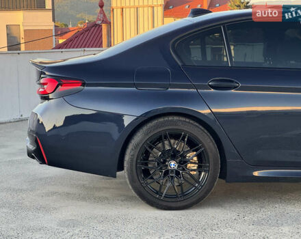Синій БМВ 5 Серія, об'ємом двигуна 3 л та пробігом 117 тис. км за 33500 $, фото 6 на Automoto.ua