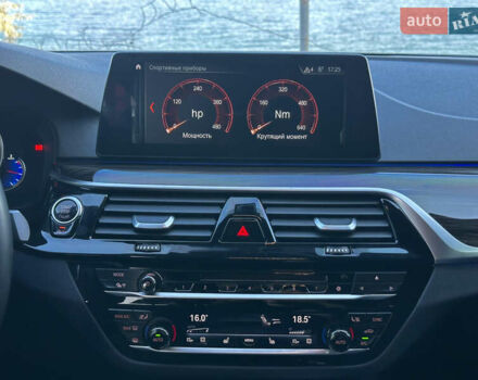 БМВ 5 Серия 2017 в Одессе на Automoto.ua Синий БМВ 5 Серия, объемом двигателя 3 л и пробегом 159 тыс. км за 33900 $, фото 19 на Automoto.ua