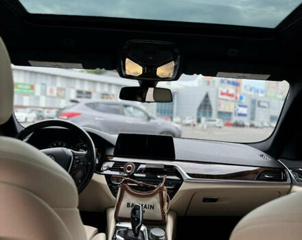 БМВ 5 Серия 2017 в Одессе на Automoto.ua Синий БМВ 5 Серия, объемом двигателя 2 л и пробегом 130 тыс. км за 26000 $, фото 7 на Automoto.ua