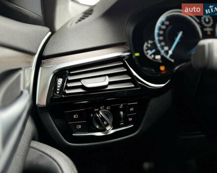 Синий БМВ 5 Серия, объемом двигателя 3 л и пробегом 171 тыс. км за 33999 $, фото 13 на Automoto.ua