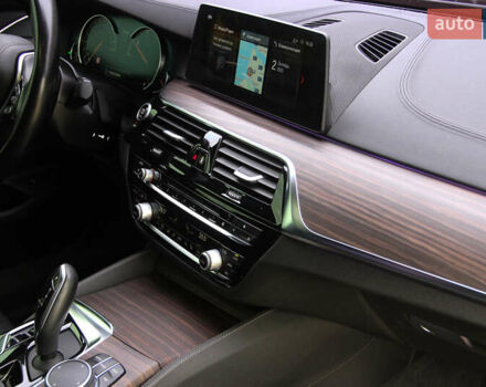 Синій БМВ 5 Серія, об'ємом двигуна 2 л та пробігом 62 тис. км за 31000 $, фото 32 на Automoto.ua