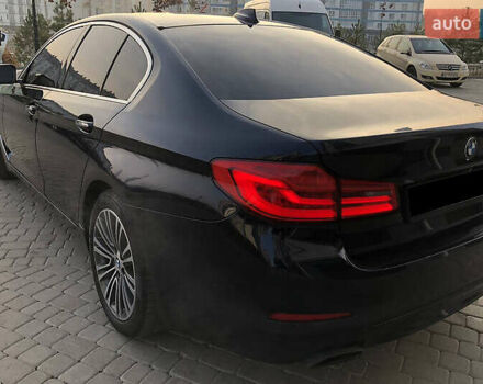 БМВ 5 Серия 2017 в Львове на Automoto.ua Синий БМВ 5 Серия, объемом двигателя 3 л и пробегом 160 тыс. км за 31000 $, фото 8 на Automoto.ua