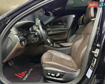 БМВ 5 Серия 2017 в Одессе на Automoto.ua Синий БМВ 5 Серия, объемом двигателя 2.99 л и пробегом 143 тыс. км за 36500 $, фото 20 на Automoto.ua