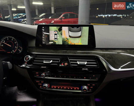 БМВ 5 Серия 2017 в Одессе на Automoto.ua Синий БМВ 5 Серия, объемом двигателя 2.99 л и пробегом 143 тыс. км за 36500 $, фото 26 на Automoto.ua