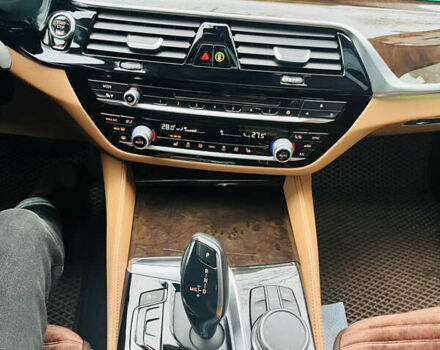 Синій БМВ 5 Серія, об'ємом двигуна 2 л та пробігом 113 тис. км за 31000 $, фото 10 на Automoto.ua