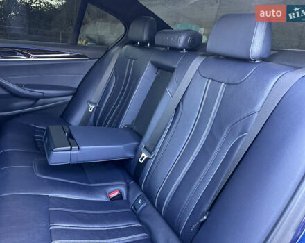 БМВ 5 Серия 2017 в Одессе на Automoto.ua Синий БМВ 5 Серия, объемом двигателя 3 л и пробегом 159 тыс. км за 33900 $, фото 17 на Automoto.ua