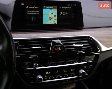 Синій БМВ 5 Серія, об'ємом двигуна 2 л та пробігом 62 тис. км за 31000 $, фото 49 на Automoto.ua