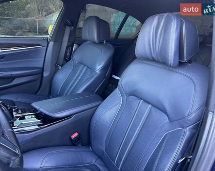 БМВ 5 Серия 2017 в Одессе на Automoto.ua Синий БМВ 5 Серия, объемом двигателя 3 л и пробегом 159 тыс. км за 33900 $, фото 15 на Automoto.ua