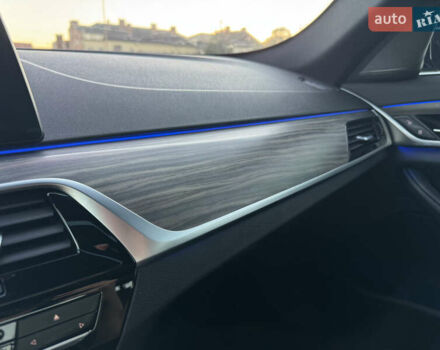 Синій БМВ 5 Серія, об'ємом двигуна 3 л та пробігом 117 тис. км за 33500 $, фото 32 на Automoto.ua