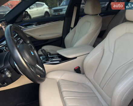 Синий БМВ 5 Серия, объемом двигателя 3 л и пробегом 138 тыс. км за 39500 $, фото 14 на Automoto.ua