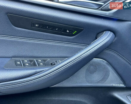 БМВ 5 Серия 2017 в Одессе на Automoto.ua Синий БМВ 5 Серия, объемом двигателя 3 л и пробегом 159 тыс. км за 33900 $, фото 24 на Automoto.ua