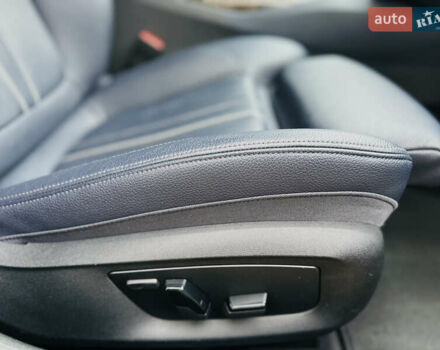 Синій БМВ 5 Серія, об'ємом двигуна 3 л та пробігом 170 тис. км за 37700 $, фото 33 на Automoto.ua