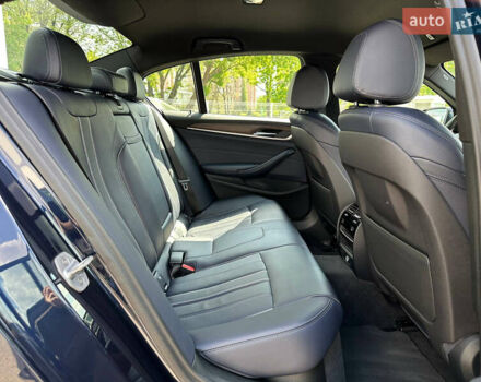 Синій БМВ 5 Серія, об'ємом двигуна 2 л та пробігом 101 тис. км за 28500 $, фото 28 на Automoto.ua