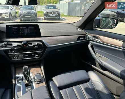 Синій БМВ 5 Серія, об'ємом двигуна 2 л та пробігом 101 тис. км за 28500 $, фото 22 на Automoto.ua