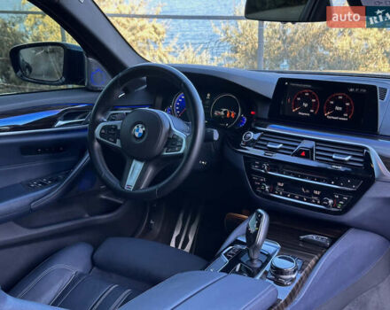БМВ 5 Серия 2017 в Одессе на Automoto.ua Синий БМВ 5 Серия, объемом двигателя 3 л и пробегом 159 тыс. км за 33900 $, фото 22 на Automoto.ua