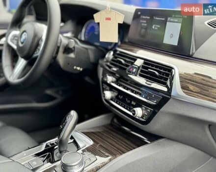 Синий БМВ 5 Серия, объемом двигателя 2.99 л и пробегом 217 тыс. км за 35200 $, фото 20 на Automoto.ua