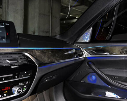 Синий БМВ 5 Серия, объемом двигателя 3 л и пробегом 118 тыс. км за 35000 $, фото 12 на Automoto.ua