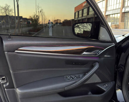 Синий БМВ 5 Серия, объемом двигателя 3 л и пробегом 118 тыс. км за 35900 $, фото 11 на Automoto.ua