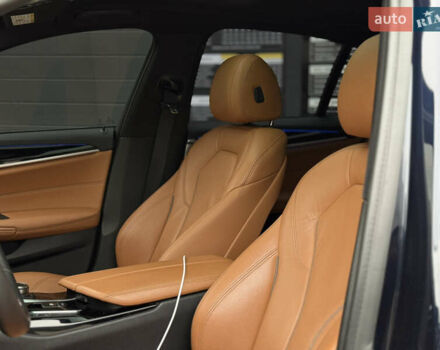 Синий БМВ 5 Серия, объемом двигателя 3 л и пробегом 140 тыс. км за 37500 $, фото 20 на Automoto.ua