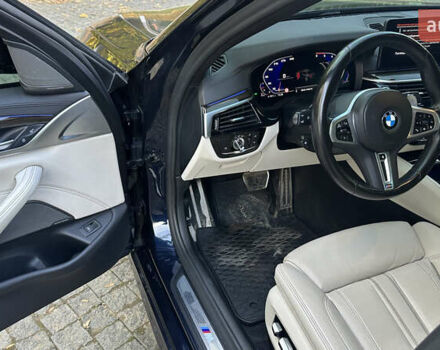 БМВ 5 Серия 2019 в Черновцах на Automoto.ua Синий БМВ 5 Серия, объемом двигателя 3 л и пробегом 137 тыс. км за 42000 $, фото 13 на Automoto.ua