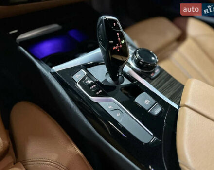 Синій БМВ 5 Серія, об'ємом двигуна 3 л та пробігом 70 тис. км за 55000 $, фото 6 на Automoto.ua