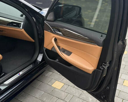 Синій БМВ 5 Серія, об'ємом двигуна 3 л та пробігом 97 тис. км за 45000 $, фото 19 на Automoto.ua